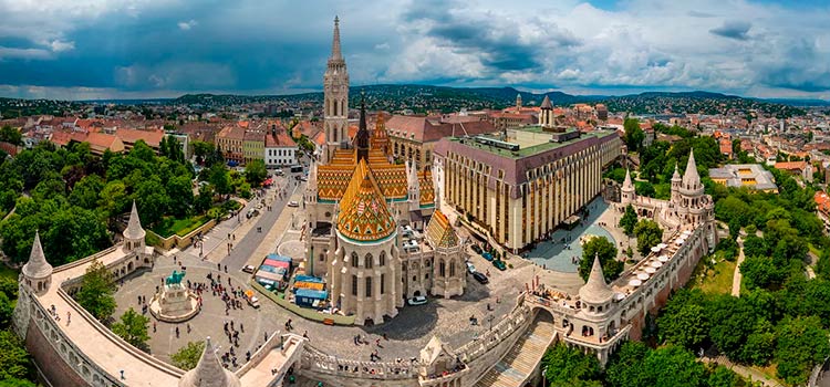 Open a company and bank account in Hungary in 2020