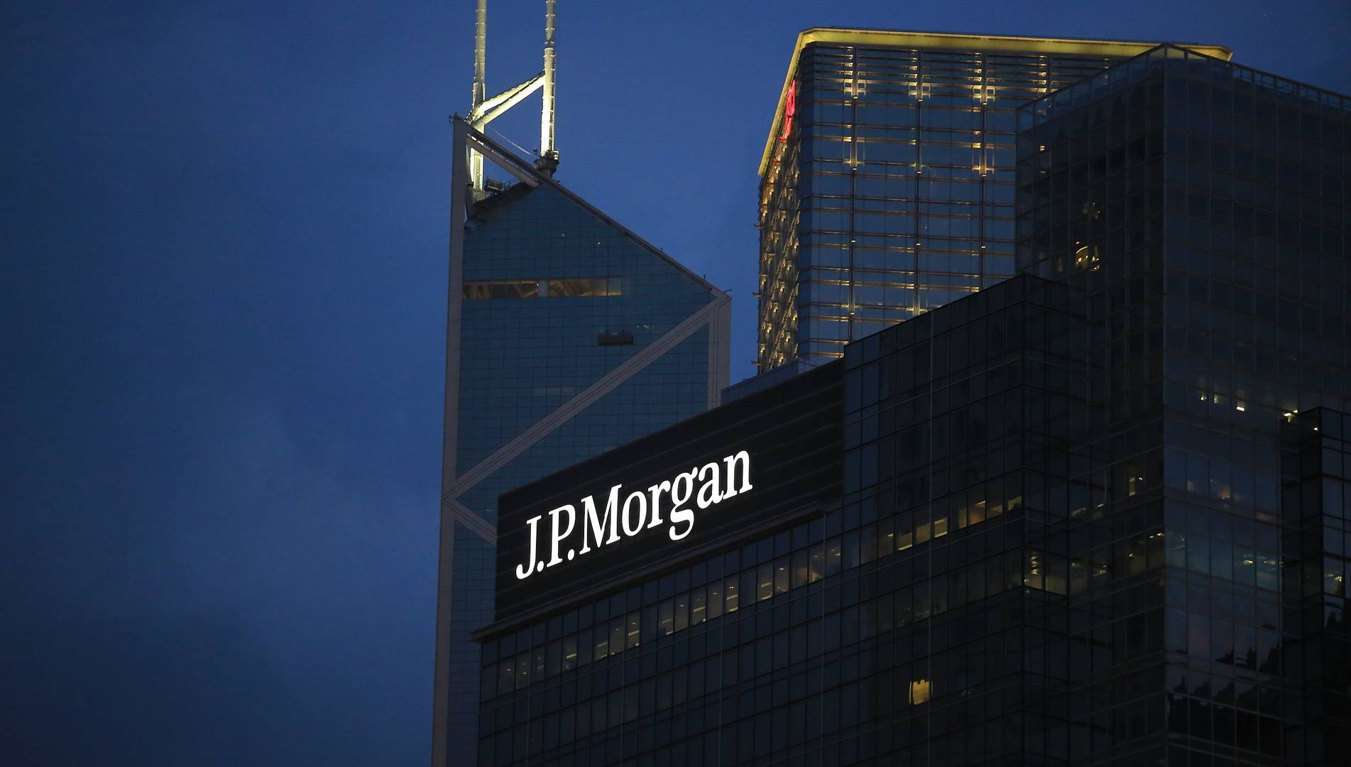 Top 5 Most Reliable Banks in 2025 According to Forbes